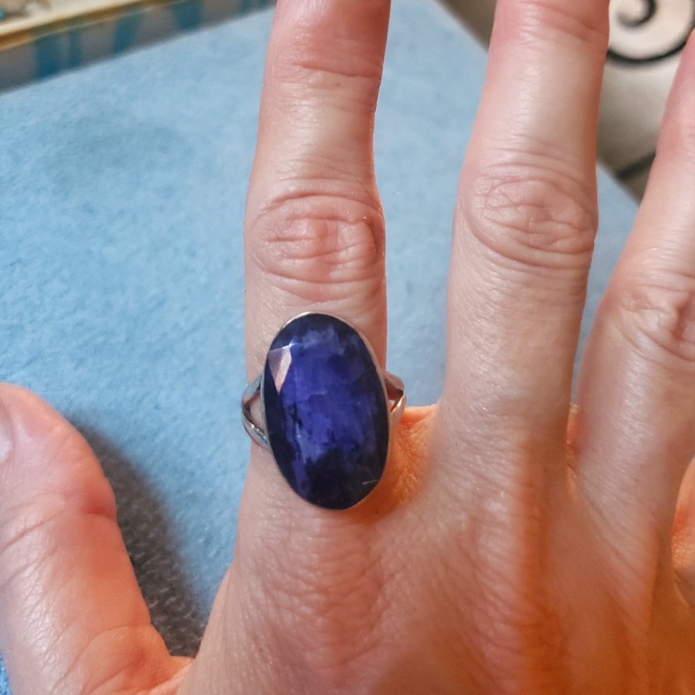 Ring size 9